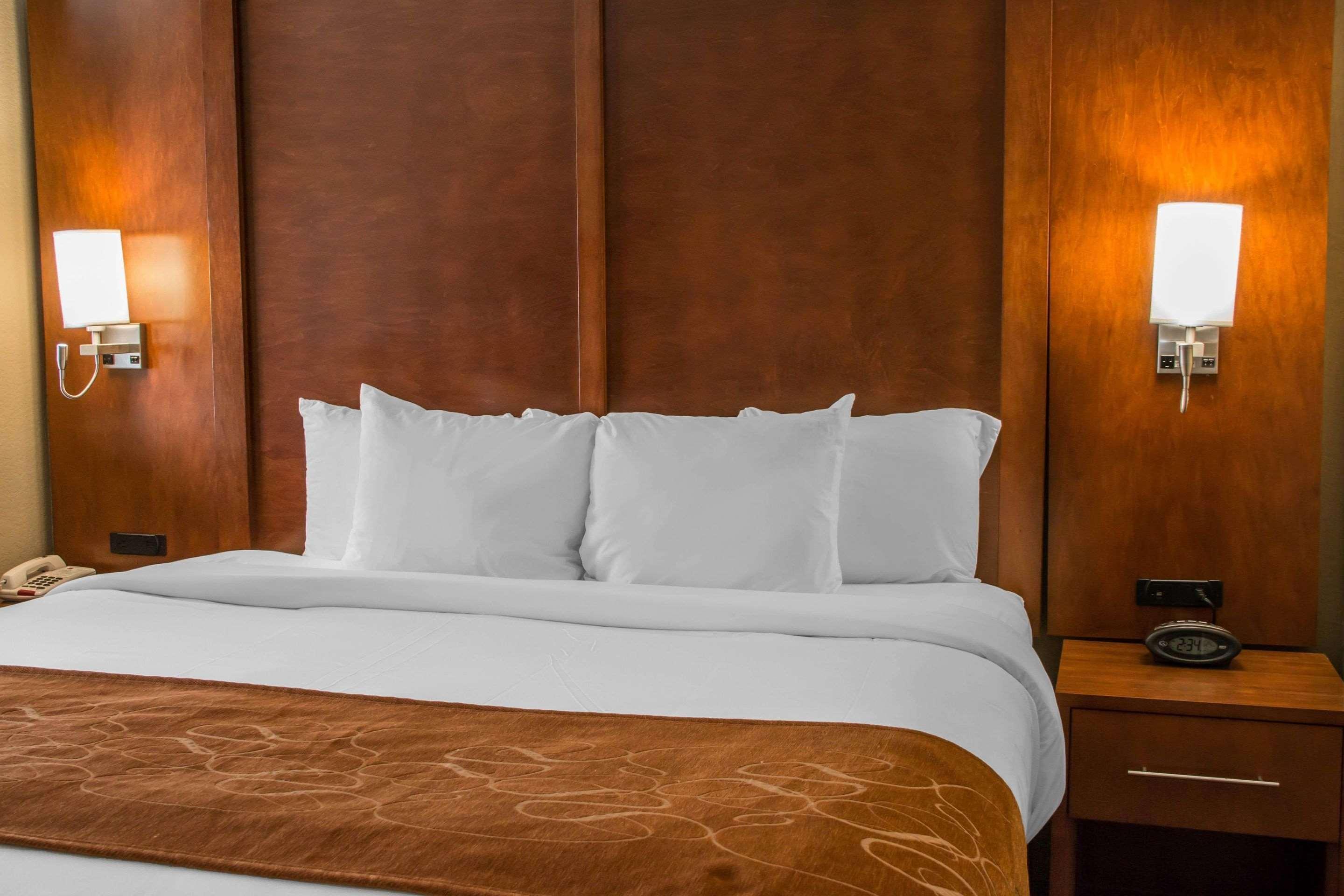 Comfort Suites Нью-Браунфелс Екстер'єр фото